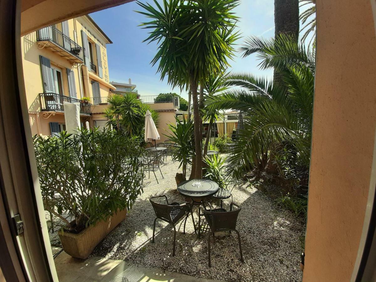 Hotel L'Olivier - Piscine & Parking Cannes Exteriér fotografie