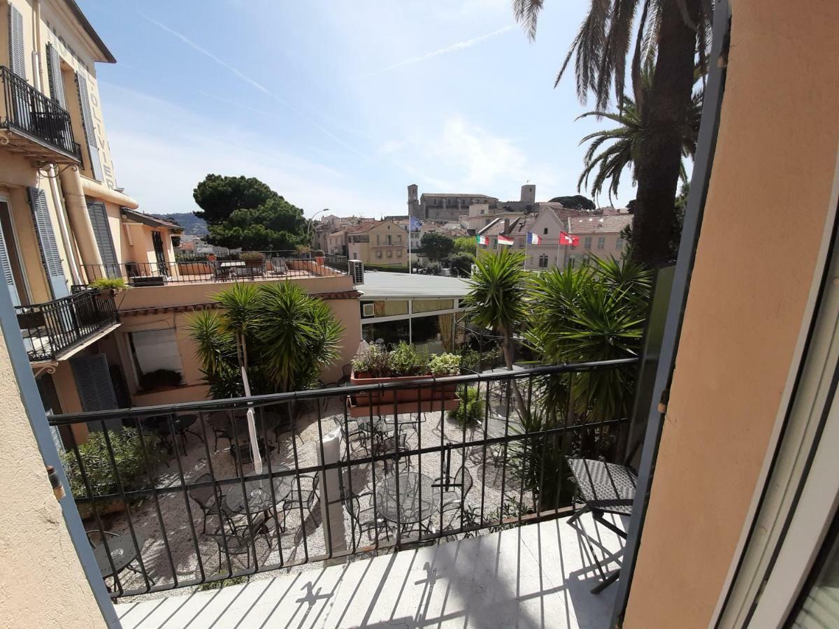 Hotel L'Olivier - Piscine & Parking Cannes Exteriér fotografie